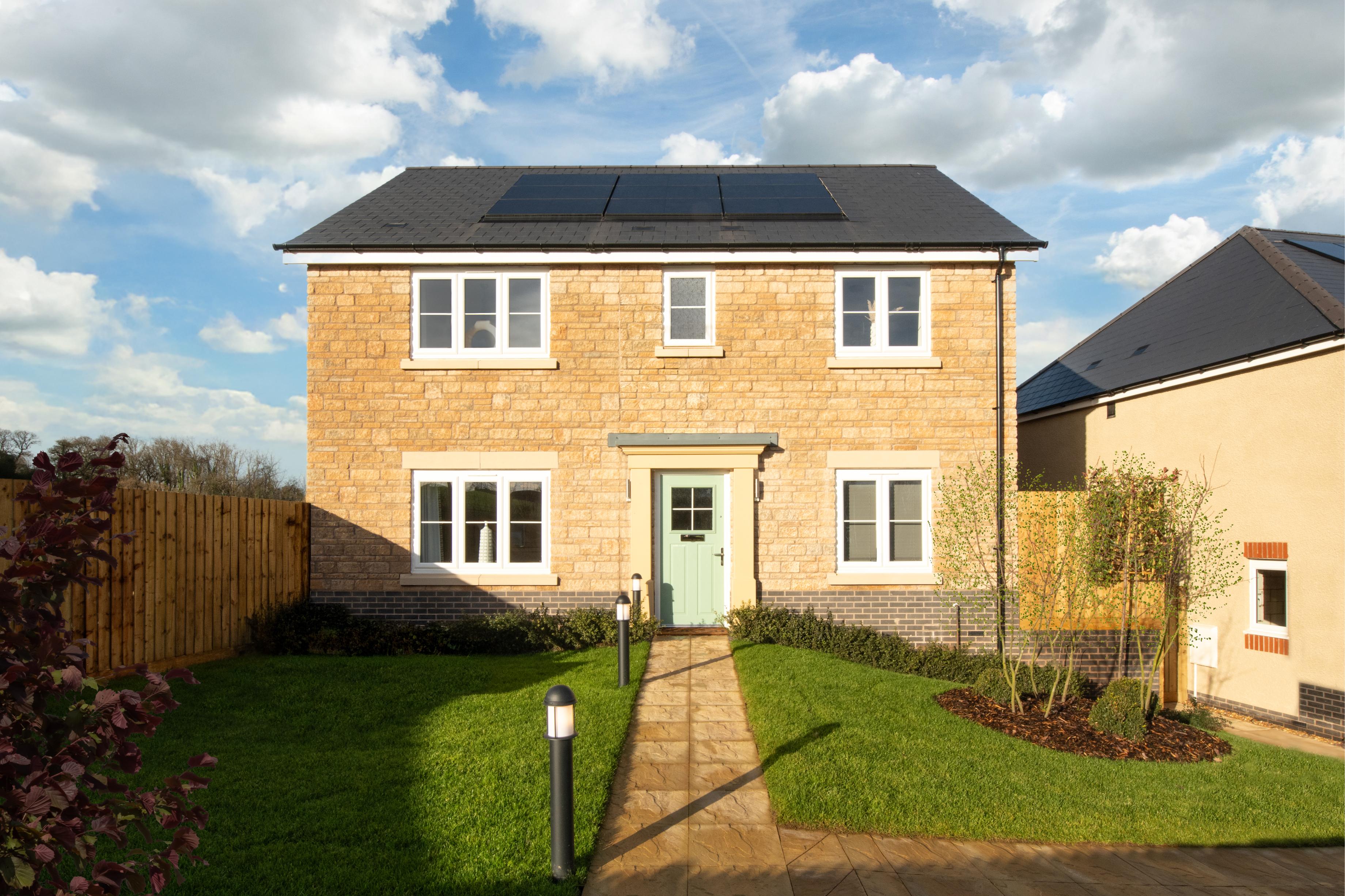 4 bedroom detached house for sale